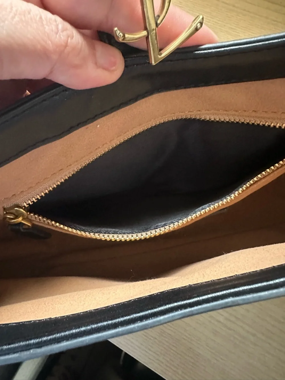YSL LE 5 À 7 BLACK HOBO PURSE - Picture 5 of 9